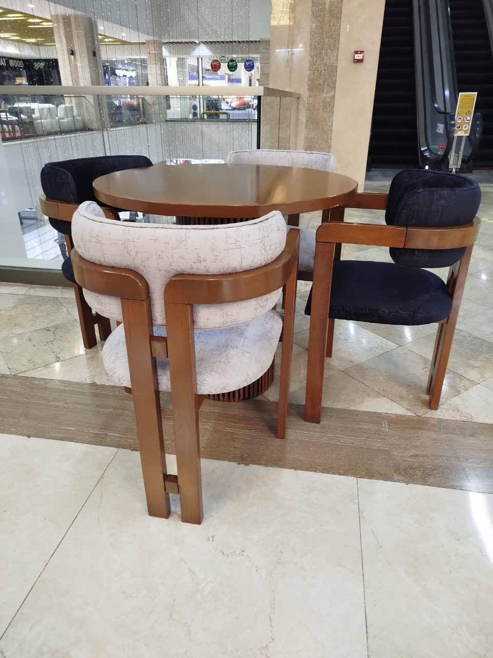 میز و صندلی غذاخوری اچ 4 نفره