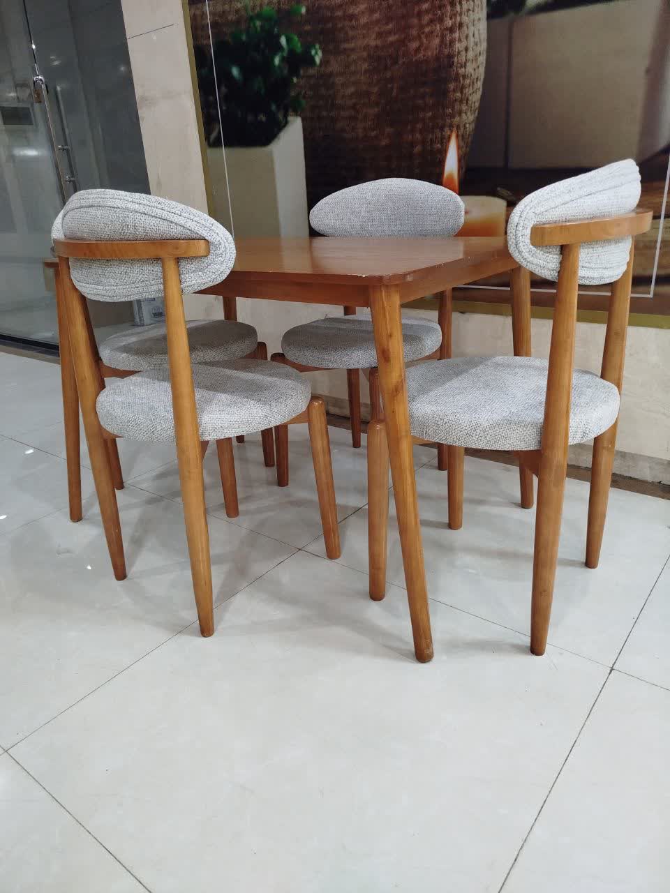 میز و صندلی غذاخوری چهارنفره مدل میترا